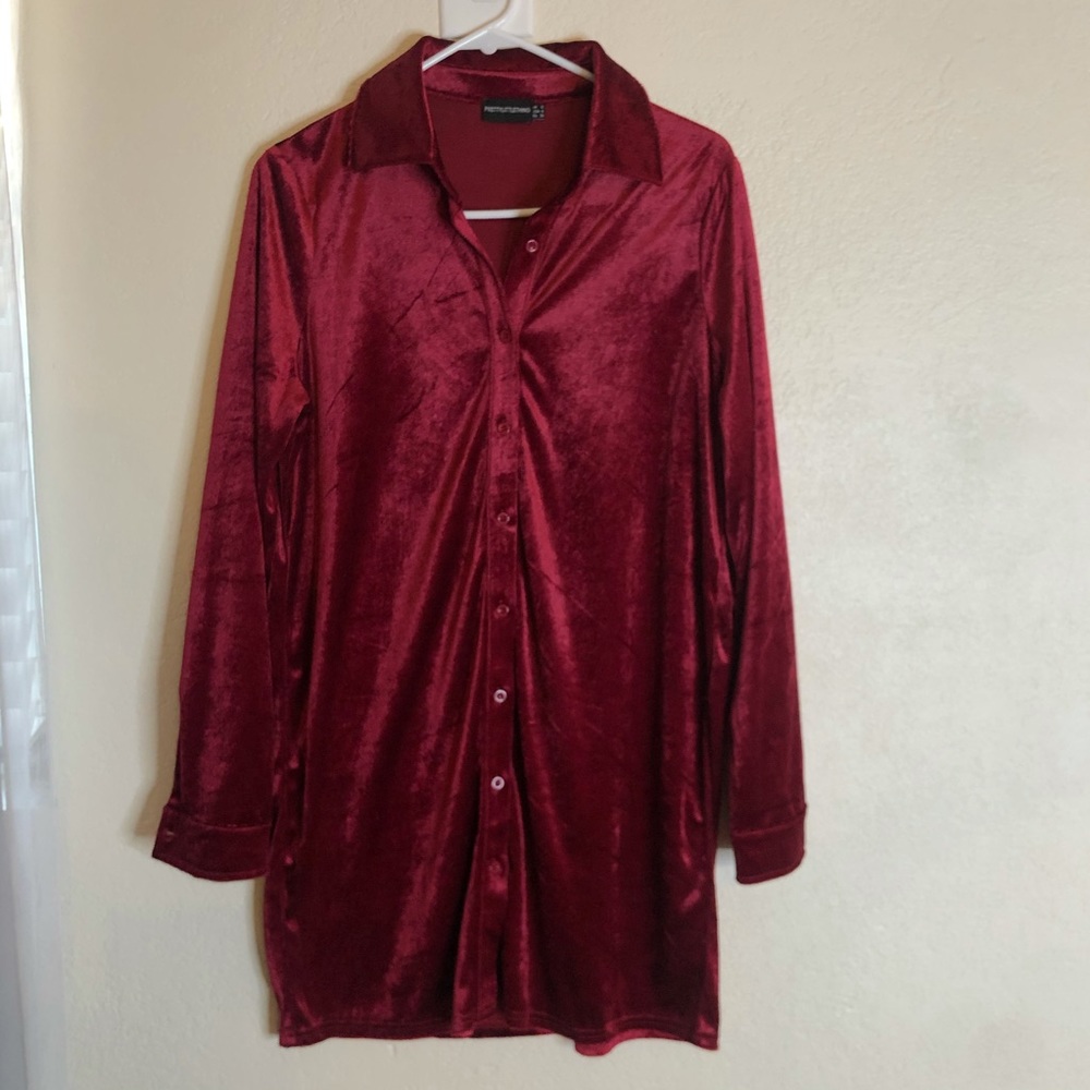 Pretty Little Thing red long sleeve velvet dress